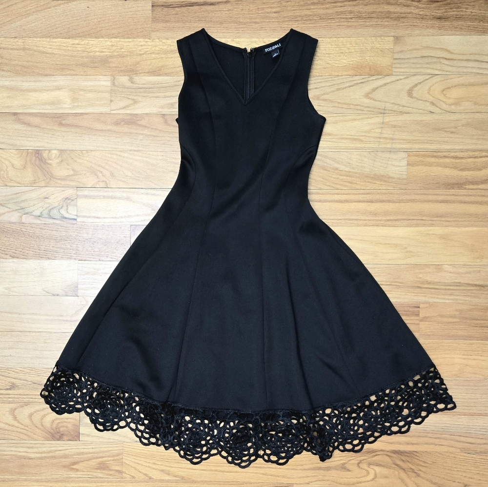 Elegant Black Sleeveless Dress Size 2